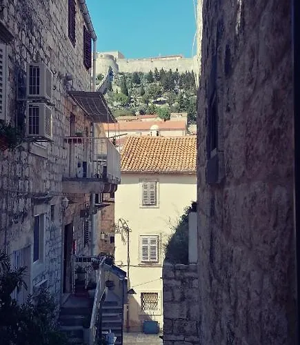 Liza's Downtown Appartamento